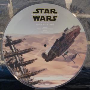 Star Wars- The Force Awakens (04)